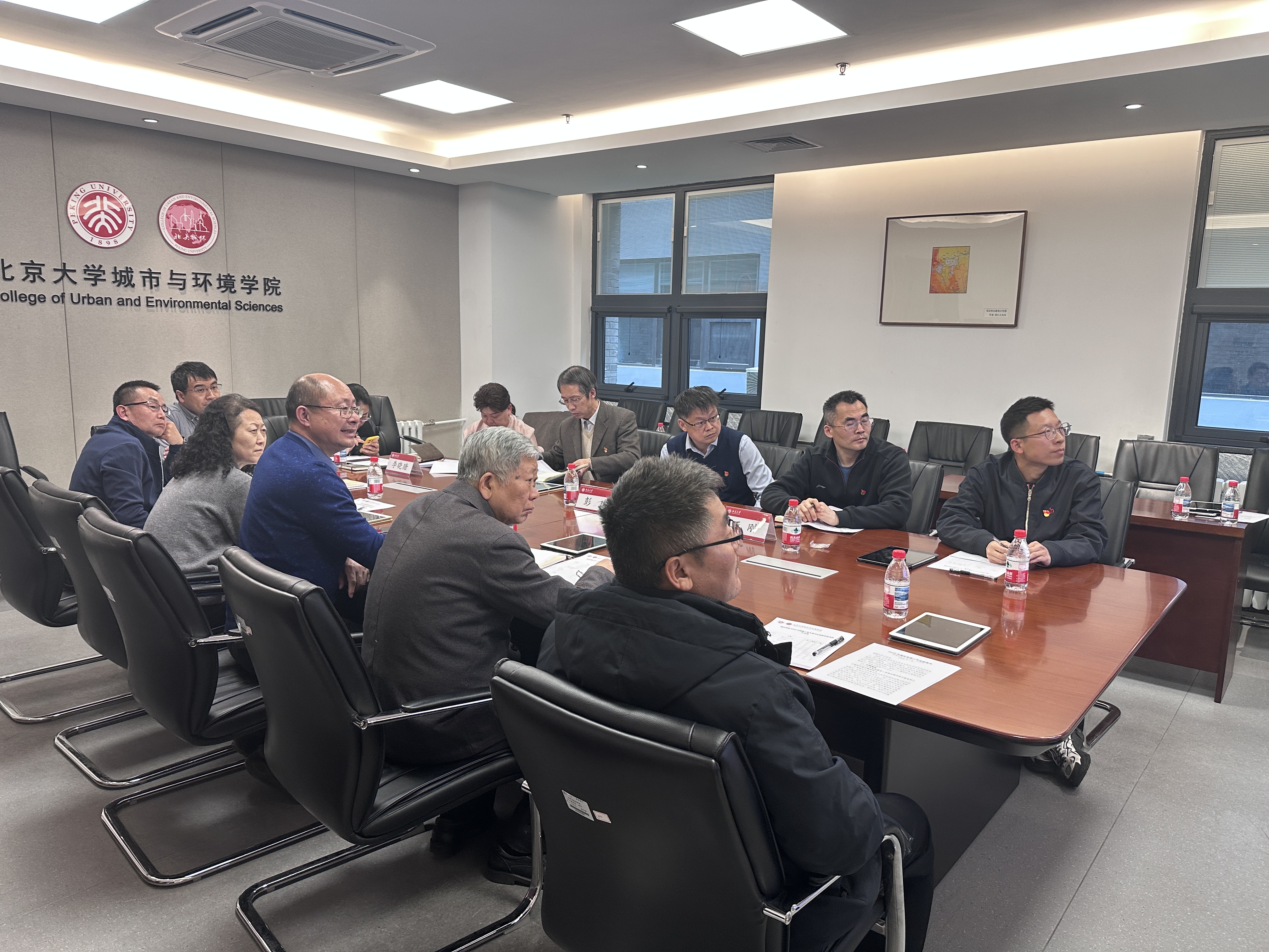 图4 教工支部述职.JPG